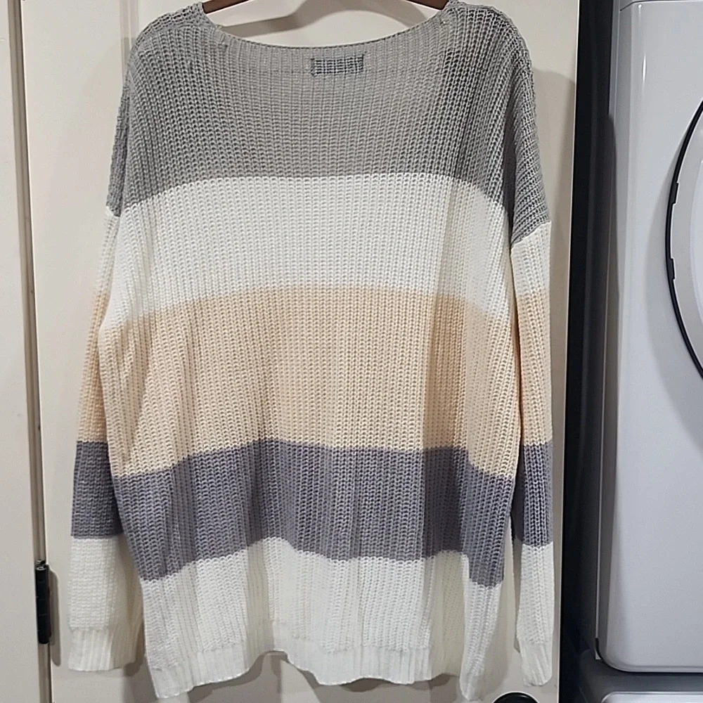 Bloomchic NWT Heather Split Side Contrast V Neck Pullover TAN/GRAY US 18/20-2X